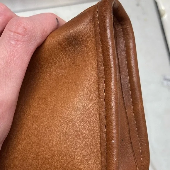 Coach vintage English tan leather chunky case clutch bag